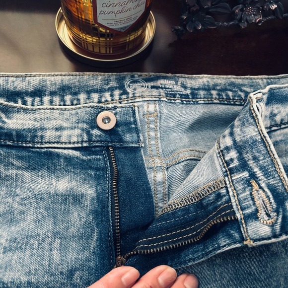 Wonder Nation Stonewashed Denim- 16 Slim HUSKY - Picture 11 of 16